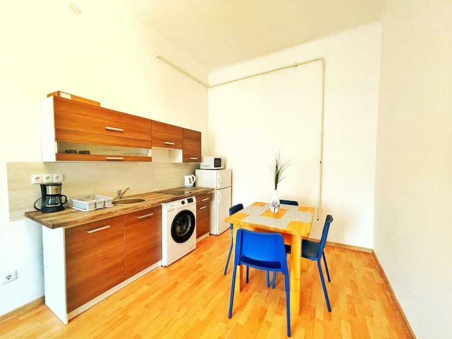 Central Spacious Flat Budapest Exterior photo